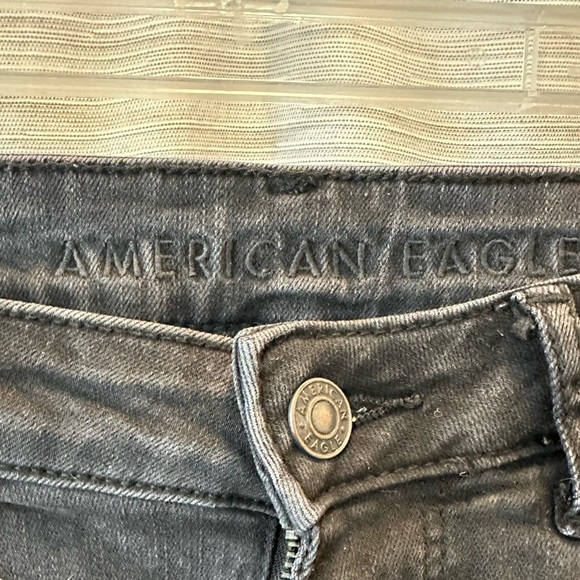 American Eagle Jean shorts - Picture 2 of 5
